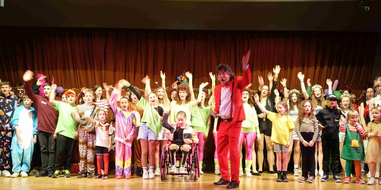 Tolles Programm und Spitzenstimmung beim närrischen Fasching des TSV Laudenbach